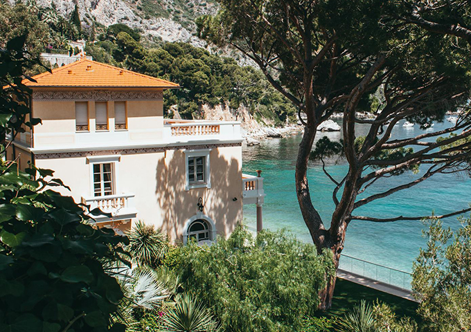 luxury villa